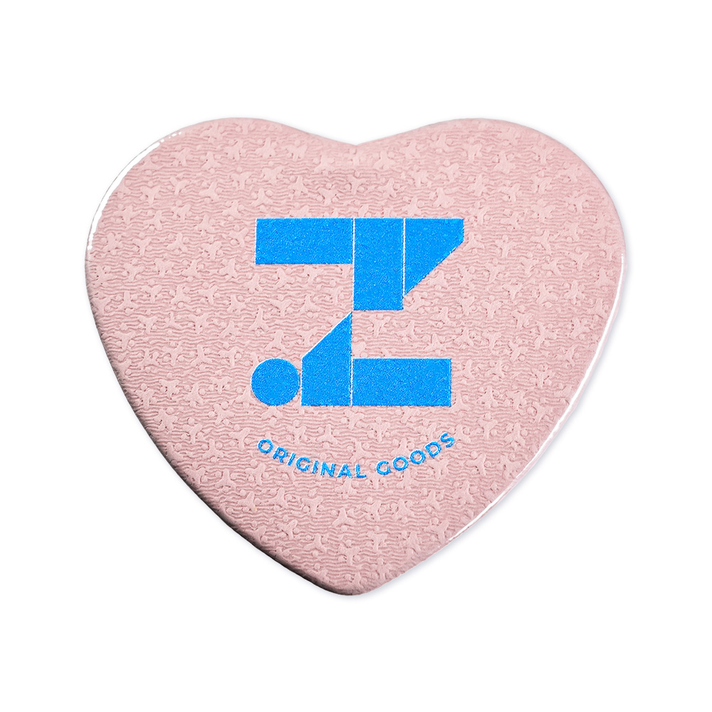 ハート型のオリジナル缶バッジ