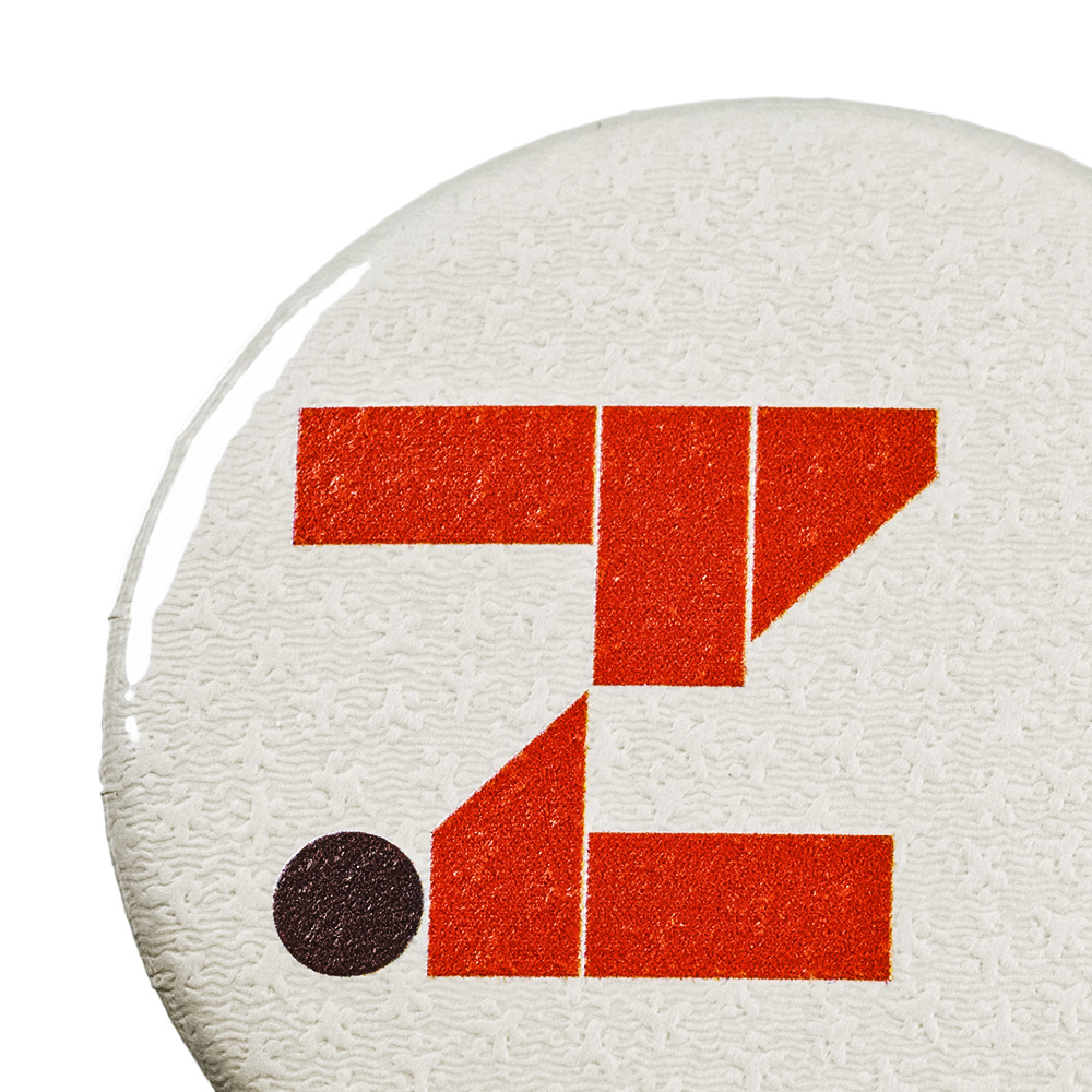 花エンボス素材の缶バッジ