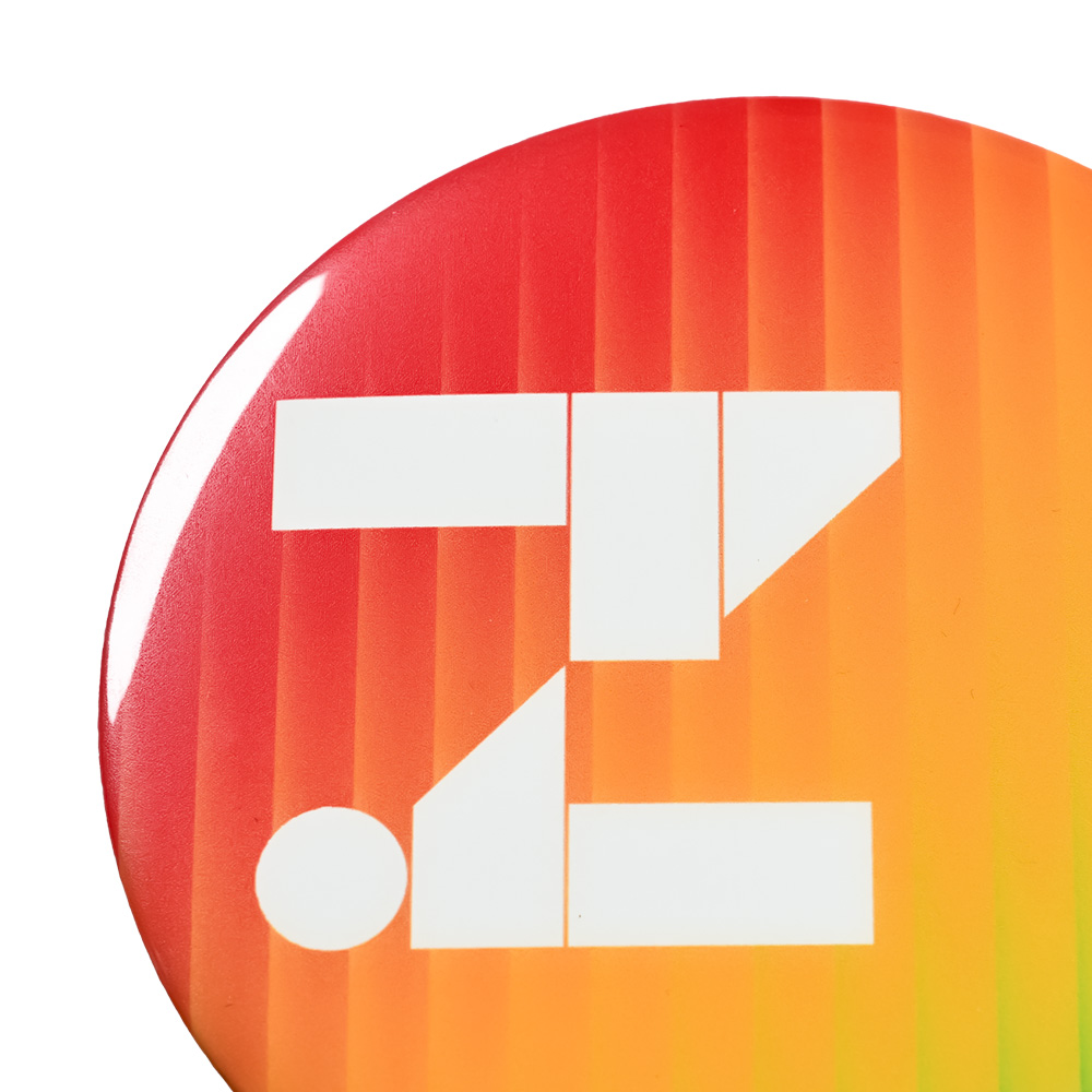 スタンダード素材の缶バッジ