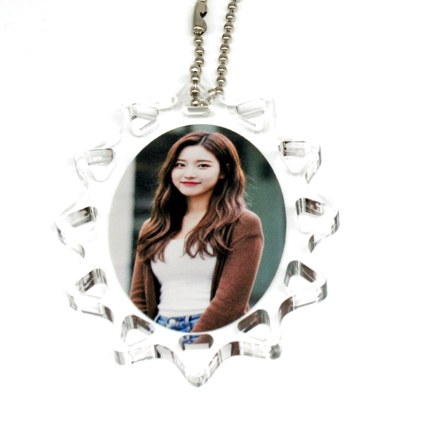 アクリルキーホルダー 太陽フレーム &ndash; 5mm厚のアクリル使用 ｜ 1個からでもつくれて安い。送料無料