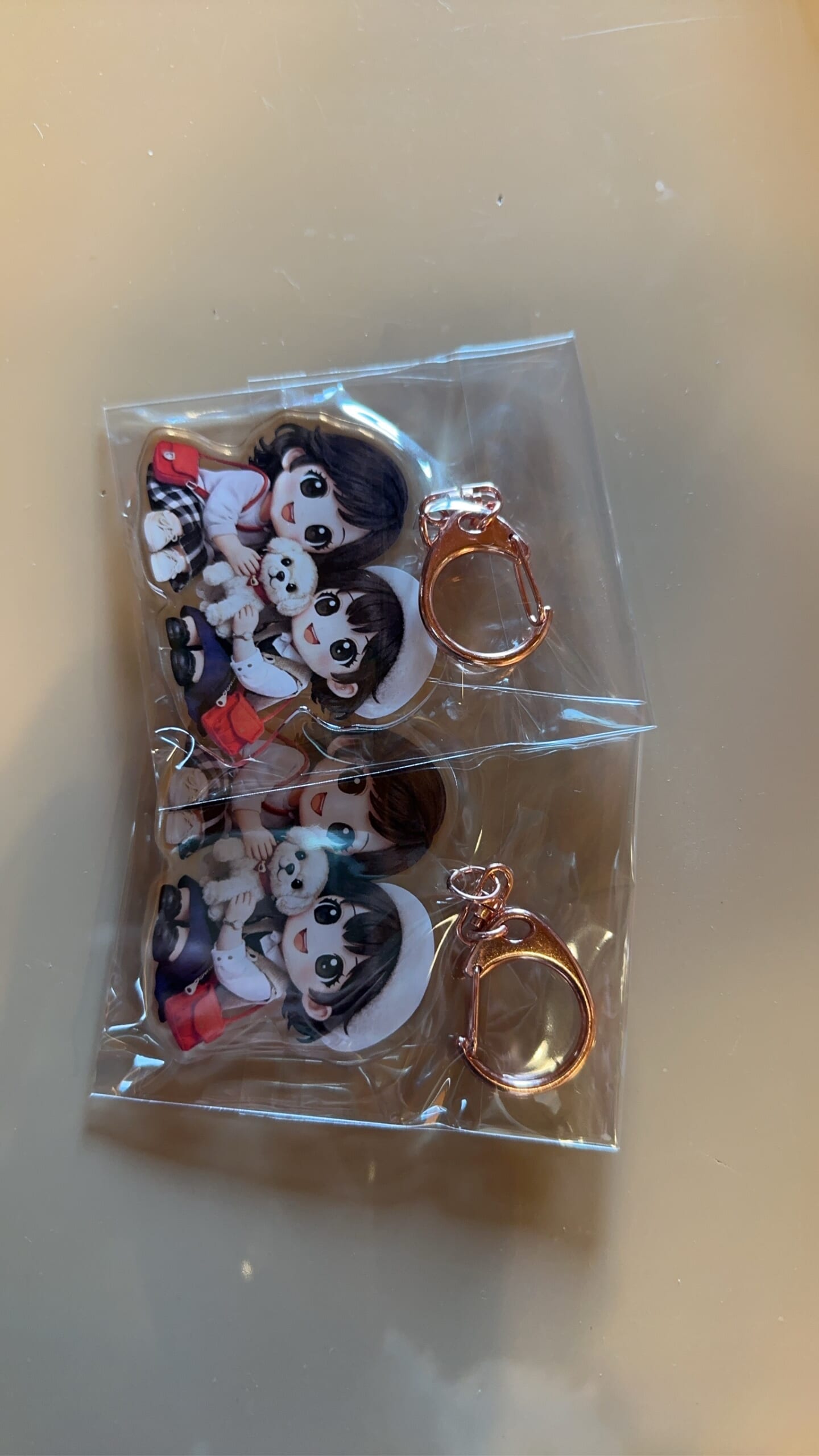 yossiさんのアクリルキーホルダー フリーカット レビュー投稿画像